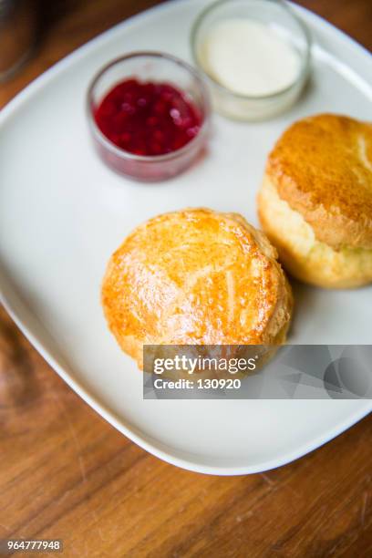 scone - afternoon tea - paradise jam stock pictures, royalty-free photos & images