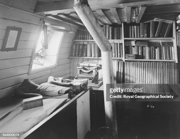 Ernest Shackleton's cabin on the 'Endurance', Antarctica, 1914. Imperial Trans-Antarctic Expedition 1914-1916 .