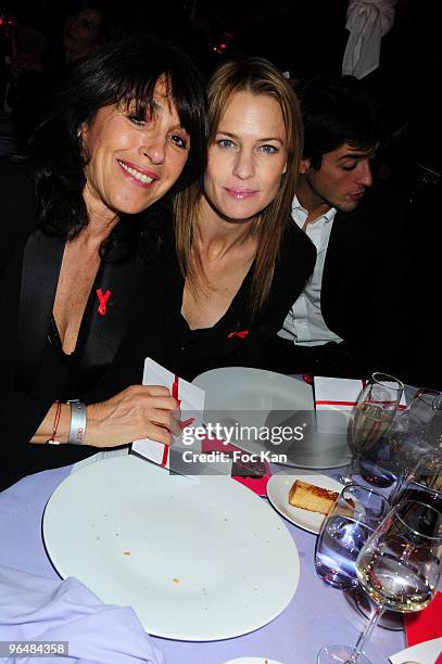 Frankie Rosenblum from Gerard Darel and actress Robin Wright Penn attend the Fashion Dinner for AIDS atthe Pavillon d'Armenonville on January 28,...