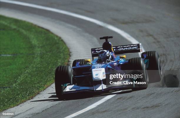 Sauber driver Kimi Raikkonen of Finland in action during the US Formula One Grand Prix held at the Indianapolis Motor Speedway, in Indiana. \...