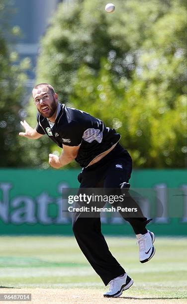 Daniel Vettori of New Zealand bowls during the second One Day International Match between New Zealand and Bangladesh at University Oval on February...