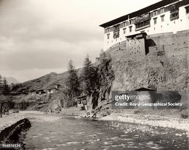 Paro Jong from the right bank of the Par Chhu , Built in 1646 the 'Paro Dzong' stands in the beautiful Paro Valley on the foundations of an old...