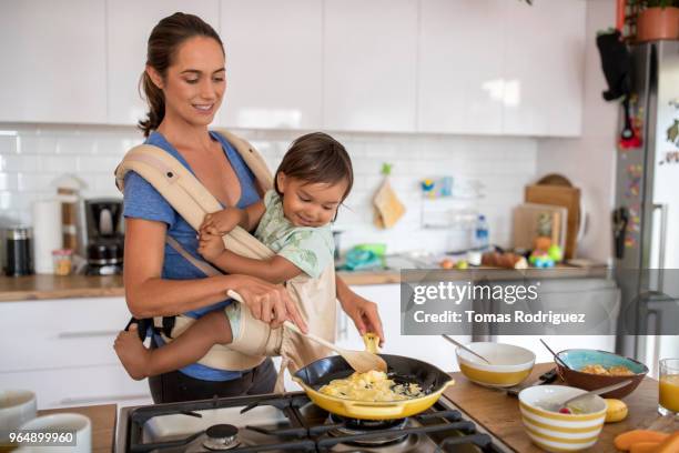 Cooking With Baby 921 Cooking Baby Food Stock Photos, High-Res Pictures, and Images ...