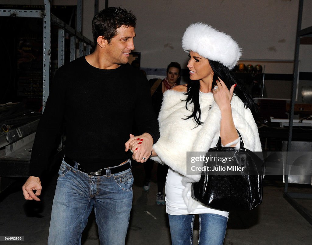 Katie Price And Alex Reid Sighting In Las Vegas - February 4, 2009