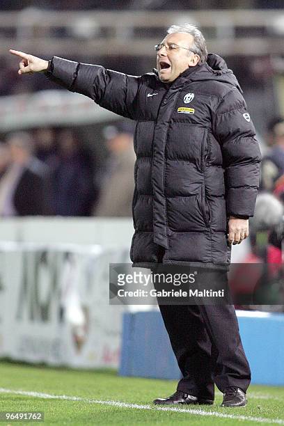 Juventus head coach Albero Zaccheroni gestures during the Serie A match between Livorno and Juventus at Stadio Armando Picchi on February 6, 2010 in...