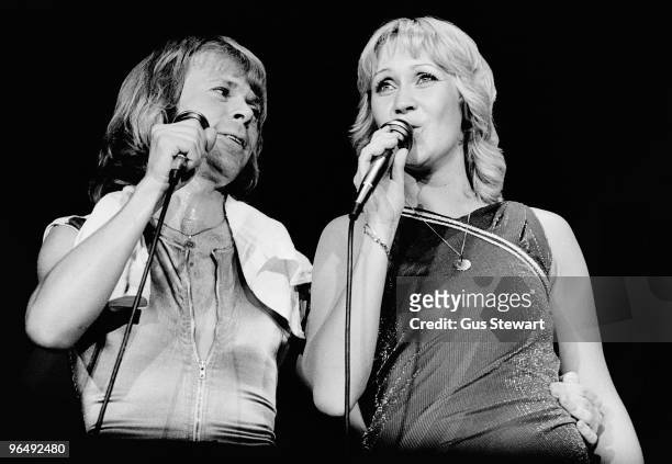 Bjorn Ulvaeus and Agnetha Faltskog of Abba perform on stage at Wembley Arena on November 9th 1979 in London.