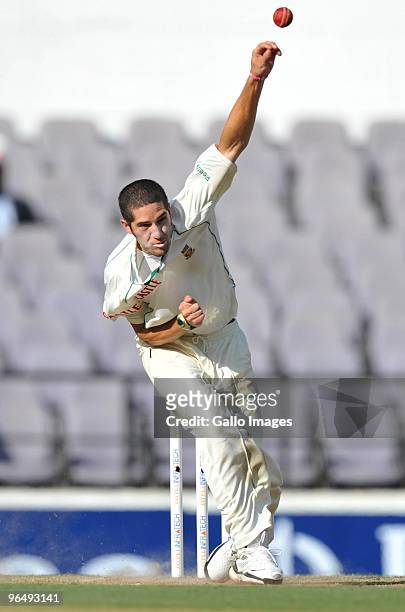 Wayne Parnell of South Africa bowling during the day 3 of the 1st test between India and South Africa from Vidarbha Cricket Association Ground on...