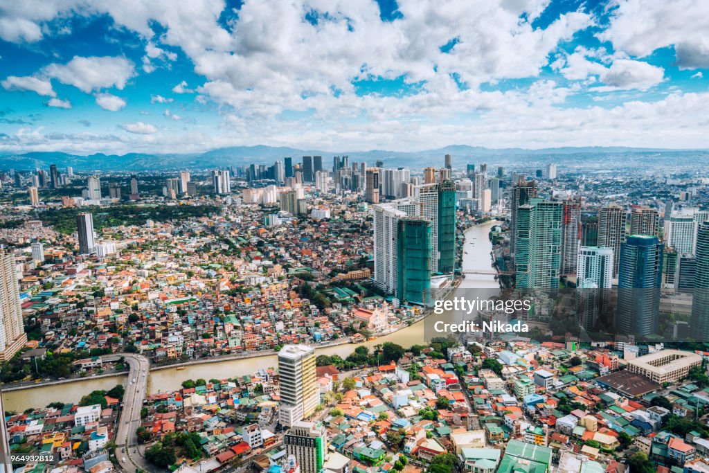 Blick über die Skyline von Makati, Metro Manila, Philippinen