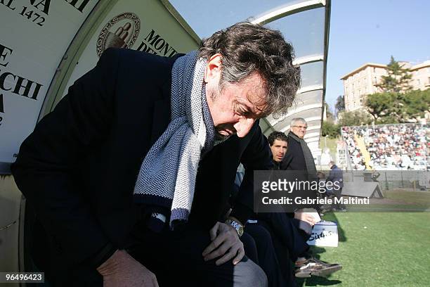 Alberto Malesani sits on the bench during the Serie A match between Siena and Sampdoria at Artemio Franchi - Mps Arena Stadium on February 7, 2010 in...