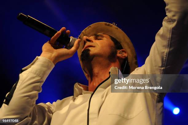 Serj Tankian performs at the Alcatraz club on April 17, 2008 in Milan, Italy.