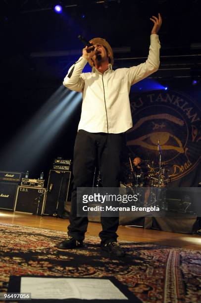Serj Tankian performs at the Alcatraz club on April 17, 2008 in Milan, Italy.
