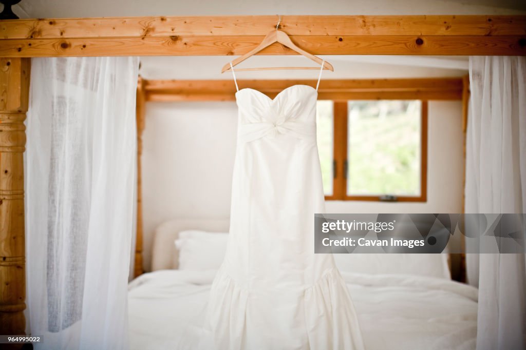Wedding dress hanging bed