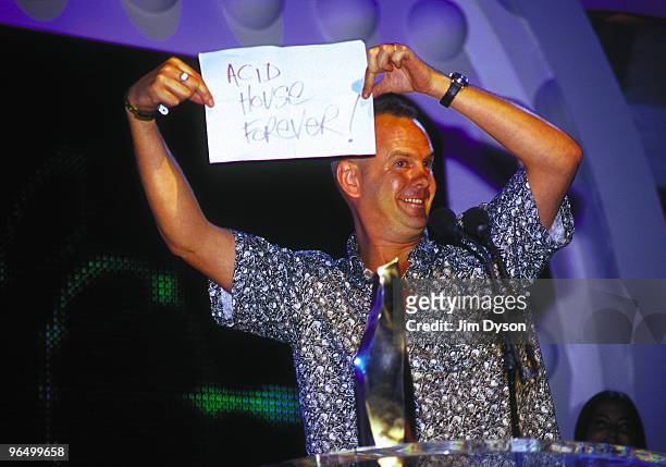 Norman Cook, aka Fatboy Slim, accepts an award at the 2001 Dancestar Awards at Alexandra Palace on June 6, 2001 in London, England.