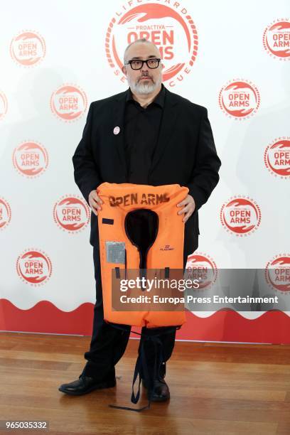 Alex de la Iglesia attends the Open Arms's charity event supported by Penelope Cruz and Javier Bardem on May 31, 2018 in Madrid, Spain. Open Arms is...