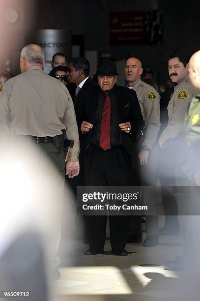 Joe Jackson leaves the courthouse adjacent to Los Angeles International Airport after the arraingment of Dr Conrad Murray on February 8, 2010 in Los...