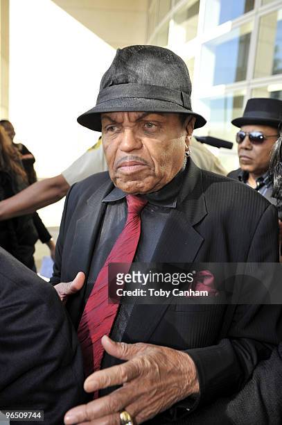 Joe Jackson leaves the courthouse adjacent to Los Angeles International Airport after the arraingment of Dr Conrad Murray on February 8, 2010 in Los...