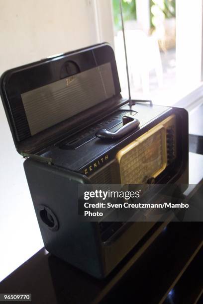 Zenith radio in a wooden box stands in the living-room of the Ernest Hemingway house at the Finca Vigia, on November 11, 2002 in Havana, Cuba. The...