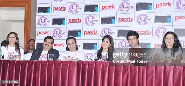 Saif Ali Khan, Katrina Kaif and Harman Baweja at a press conference in Mumbai on February 6, 2010.