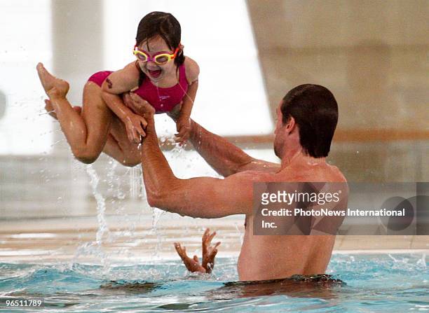 Actor Hugh Jackman takes his children Ava and Oscar swimming at the Ian Thorpe Aquatic Centre on November 16, 2008 in Sydney, Australia.