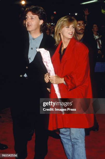 Paul McCartney and his wife Linda attend a Special Screening of the documentary 'Get Back' at the Baronet Theater circa 1991 in New York City.