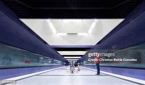 subway station gern, munich - christian beirle fotografías e imágenes de stock