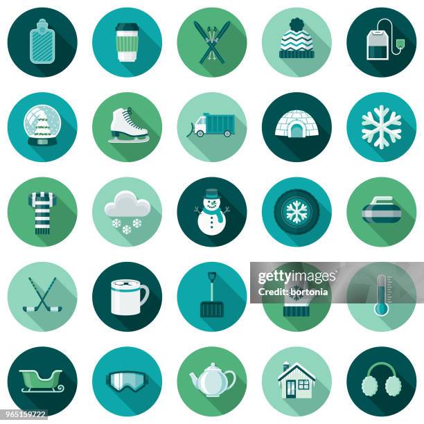 stockillustraties, clipart, cartoons en iconen met winter flat design pictogrammenset met kant schaduw - traditionele koksmuts