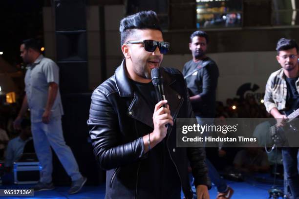 Singer Guru Punjabi Pop Singer Photos and Premium High Res Pictures - Getty Images