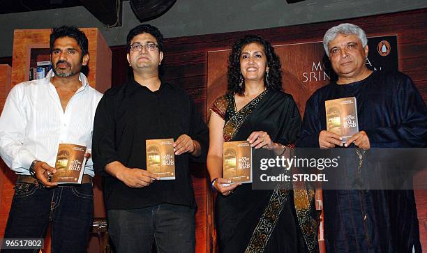 Indian Scriptwriter 366 A L Srinivasan Stock Photos, High-Res Pictures, and Images - Getty ...