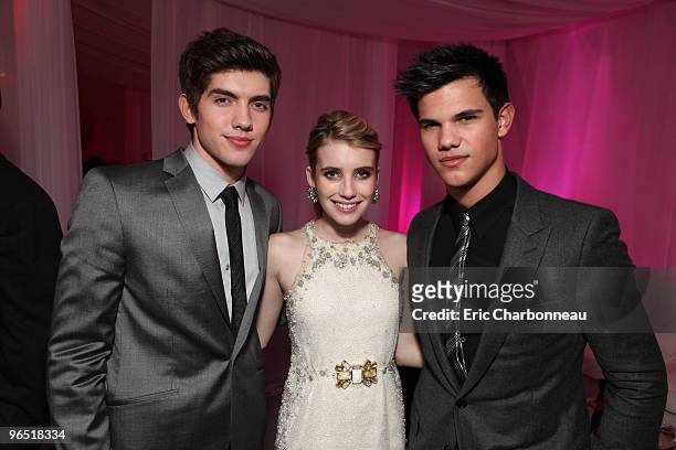 Carter Jenkins, Emma Roberts and Taylor Lautner at Warner Bros. Pictures World Premiere of "Valentine's Day" on February 08, 2010 at Grauman's...