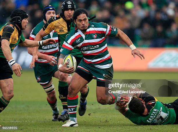 Alesana Tuilagi of Leicester Tigers gets through the tackles during the LV Anglo Welsh Cup match between Northampton Saints and Leicester Tigers at...