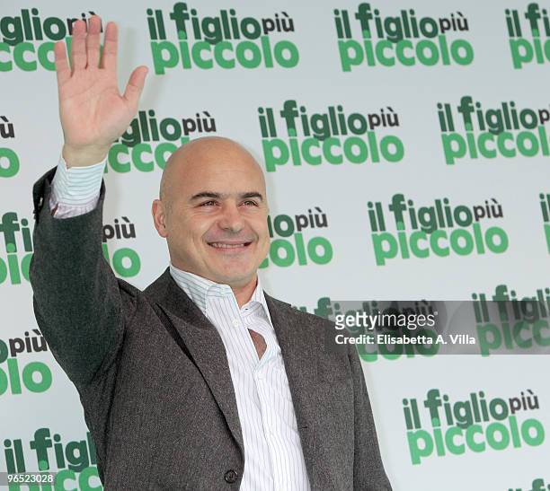 Italian actor Luca Zingaretti attends "Il Figlio Piu Piccolo" photocall at Embassy Cinema on February 9, 2010 in Rome, Italy.