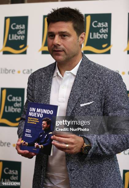 Mauricio Pochettino, candidate to replace Zinedine Zidane as coach of Real Madrid, in the presentation of his book A New World, on June 1 2018 in...