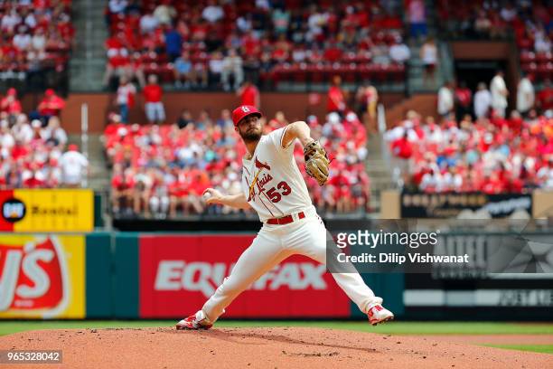John Gant of the St. Louis Cardinals delivers a pitch against the Philadelphia Phillies at Busch Stadium on May 19, 2018 in St. Louis, Missouri.