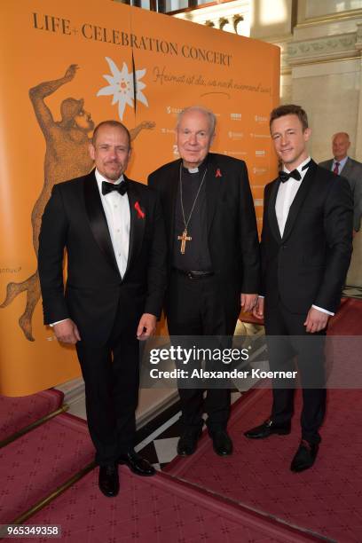 Life Ball organizor Gery Keszler, Christoph Schoenborn and Austrian Minister for EU, Arts, Culture and Media Gernot Bluemel attend the LIFE+...