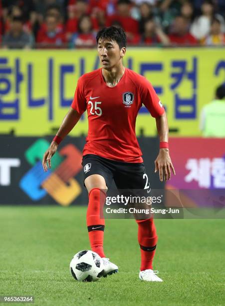 Jung Woo-young of South Korea in action during the international friendly match between South Korea and Bosnia & Herzegovina at Jeonju World Cup...