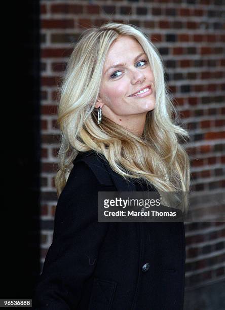 Sports Illustrated Cover Girl Brooklyn Decker visits "Late Show With David Letterman" at the Ed Sullivan Theater on February 9, 2010 in New York City.