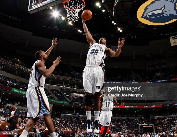 Darrell Arthur of the Memphis Grizzlies rebounds the ball against the Atlanta Hawks on February 9, 2010 at FedExForum in Memphis, Tennessee. NOTE TO...