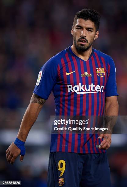 Luis Suarez of Barcelona reacts during the La Liga match between Barcelona and Real Sociedad at Camp Nou on May 20, 2018 in Barcelona, Spain.