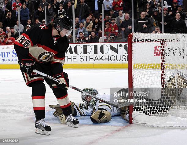 Patrick Kane of the Chicago Blackhawks can't get the puck past goalie Marty Turco of the Dallas Stars during the shootout on February 09, 2010 at the...