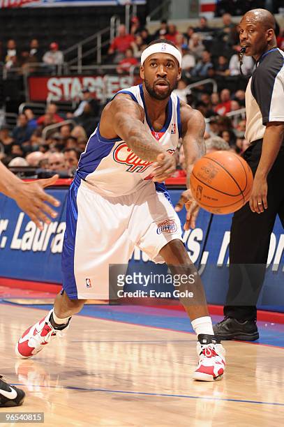 Bobby Brown of the Los Angeles Clippers makes a pass against the Utah Jazz at Staples Center on February 9, 2010 in Los Angeles, California. NOTE TO...