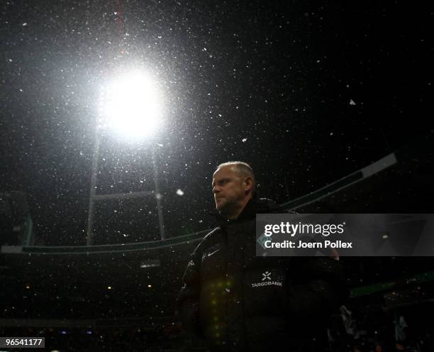 Head coach Thomas Schaaf of Bremen looks on prior to the DFB Cup quarter final match between SV Werder Bremen and 1899 Hoffenheim at Weser Stadium on...