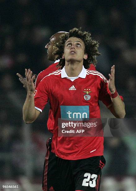 Benfica's David Luiz celebrates after scoring against Setubal during their Portuguese league football match at Bonfim Stadium in Setubal on February...