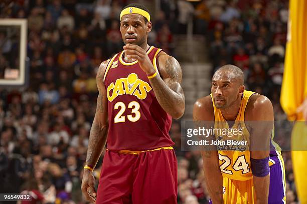 Cleveland Cavaliers LeBron James with Los Angeles Lakers Kobe Bryant during game. Cleveland, OH 1/21/2010 CREDIT: John Biever