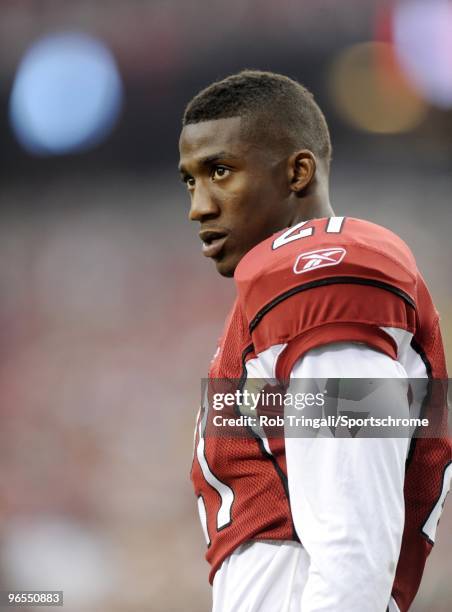 Antrel Rolle of the Arizona Cardinals looks on against the Green Bay Packers in the NFC wild-card playoff game at University of Phoenix Stadium on...