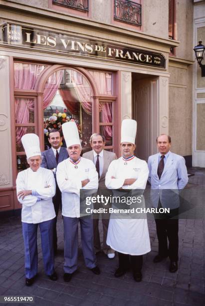 Les chefs cuisiniers Gaston Lenôtre, Roger Vergé et Paul Bocuse le 21 octobre 1982 , Etats-Unis.