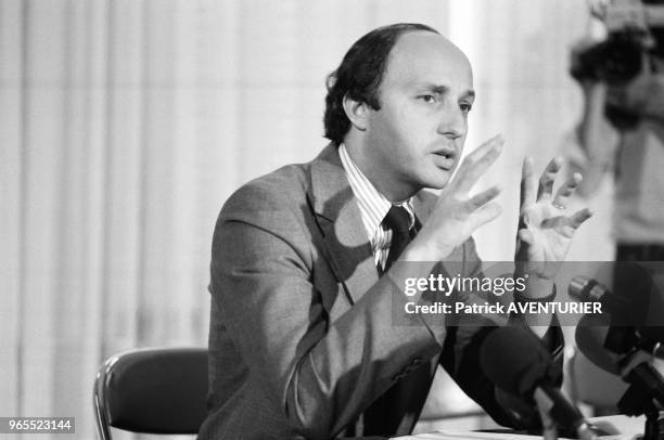Laurent Fabius lors de son déplacement en Lorraine le 26 avril 1984 à Nancy, France.