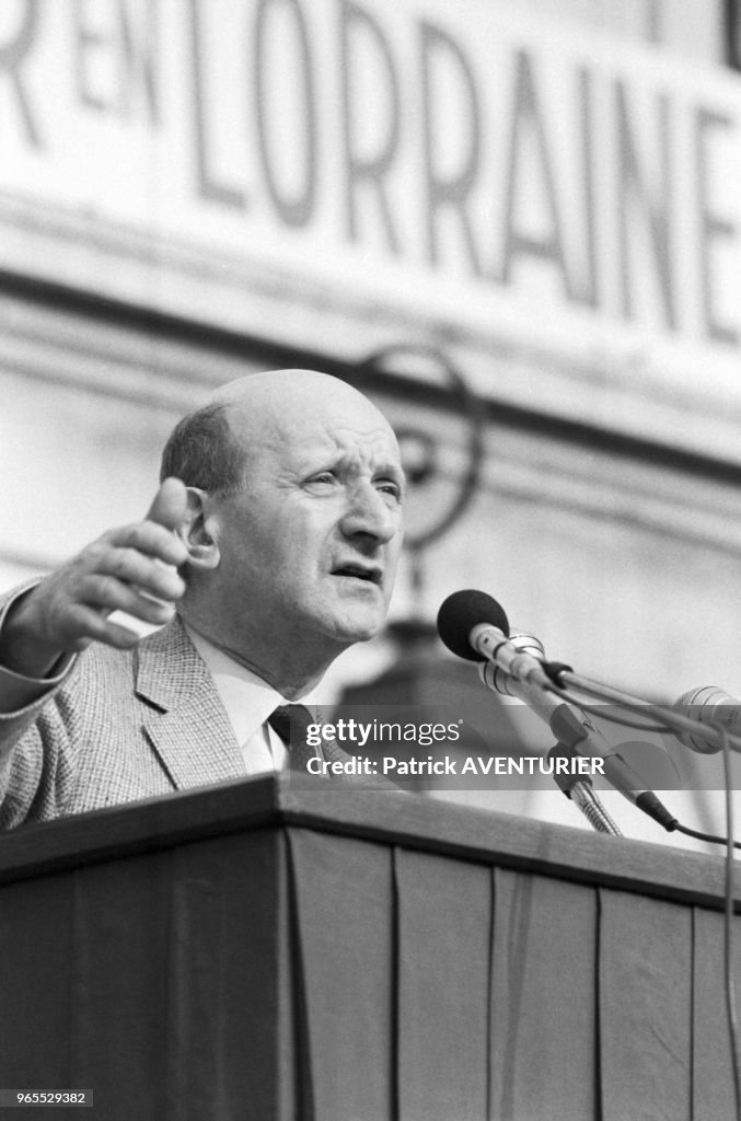 Discours Du Secr taire National De La CGT Henri Krasucki Lors D une discours-du-secr-taire-national-de-la-cgt-henri-krasucki-lors-d-une