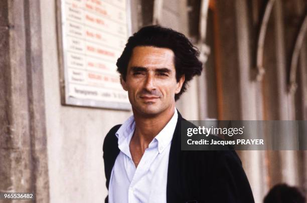 Sami Frey lors du tournage du film 'La Vie de famille' le 13 juillet 1984, France.