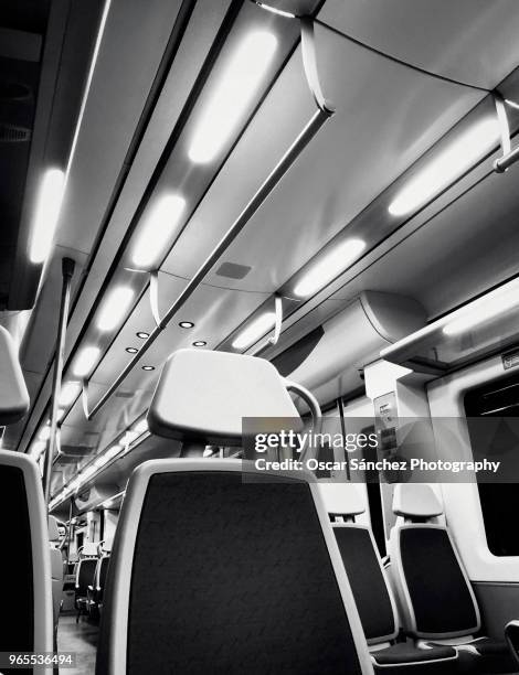 inside of a train wagon in barcelona - rodalies fotografías e imágenes de stock
