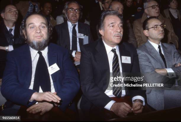 Marco Ferreri et Ugo Tognazzi lors d'un colloque sur la culture à La Sorbonne à Paris le 14 février 1983, France.